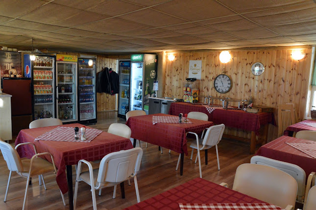 Comentarii opinii despre Jász Söröző Club