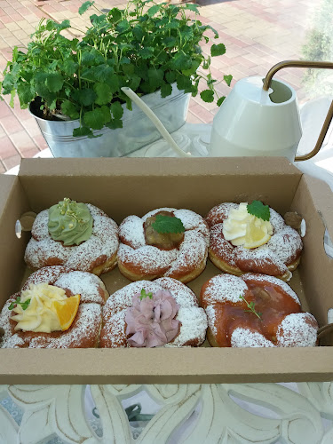 Bomboloni - Vendéglátás