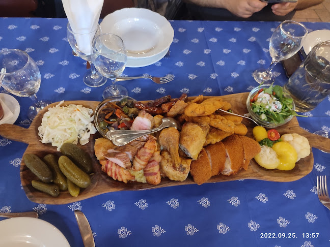 Opinii despre Lázár Lovaspark în Domony - Vendéglátás