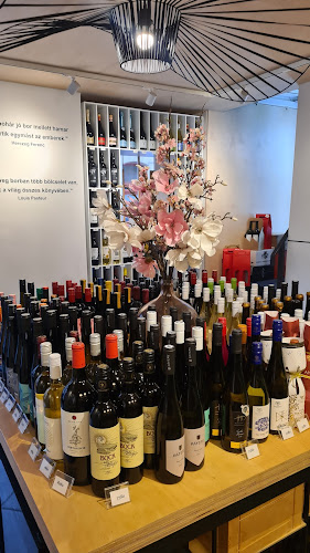 Opinii despre BorBoutique în Budapest - Vendéglátás