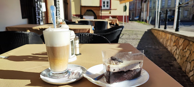 Esztergom, Bajcsy-Zsilinszky út 47, 2500