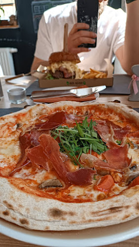 Comentarii opinii despre Vadregény Bisztro&Pizza