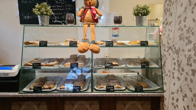 Zebegény, Kossuth Lajos út 33, 2627