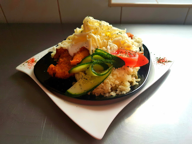 Budapest, Vidámvásár u. 8, 1164