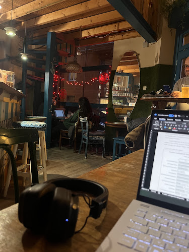 Budapest, Varsányi Irén u. 9, 1027