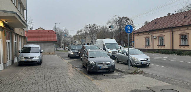 Opinii despre Félegyhazi pékség 56 în Kecskemét - Vendéglátás