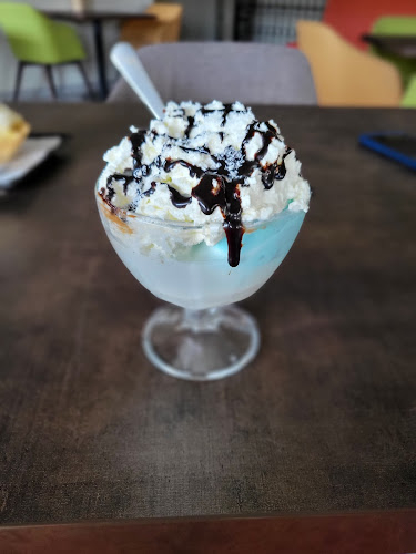 Mangó Terasz - Fagylaltkert és Pizzéria - Vendéglátás