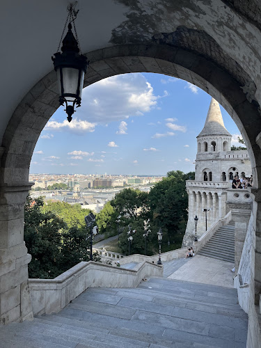 Opinii despre Starbucks Castle în Budapest - Vendéglátás