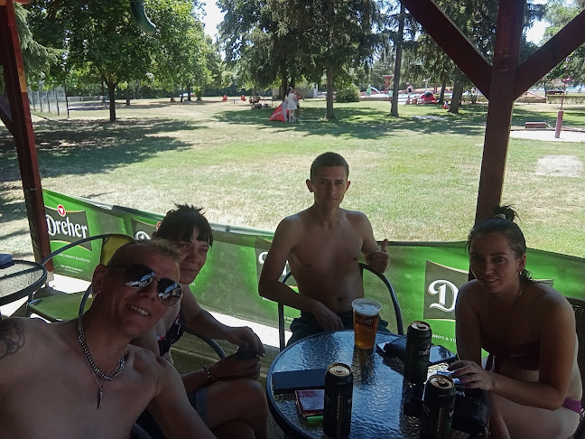 Opinii despre Piccoló espressó în Gyöngyös - Vendéglátás