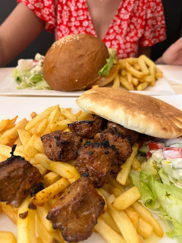 Trója Ételbár - Vendéglátás