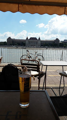 Comentarii opinii despre EscoBar & Cafe