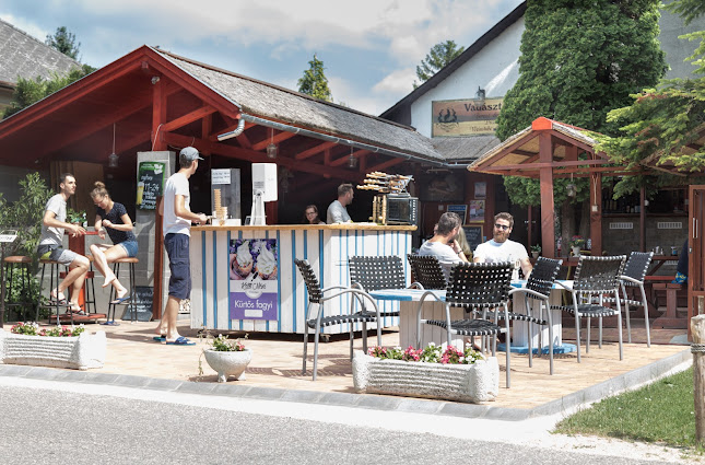 Vadásztanya Bisztró & Borozó, Apartmanok - Siófok