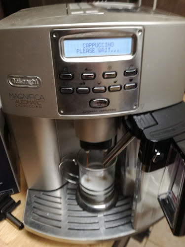 Attila Kave - Vendéglátás