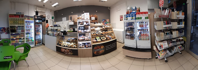 Opinii despre Vanda Pékség és Kávézó în Szeged - Vendéglátás