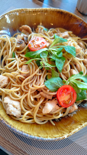 Nuts Grill&Wine - Heves