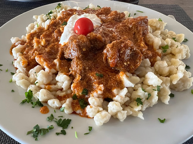 Kápolna, Szabadság tér 2, 3355