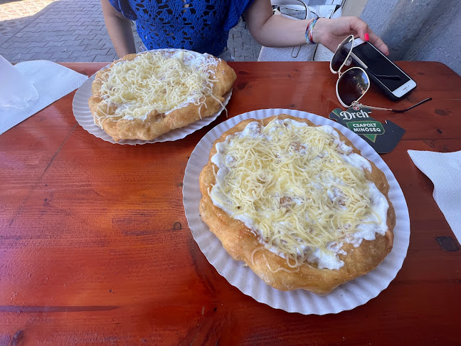 Comentarii opinii despre Tündérkert Büfé és Étkezde