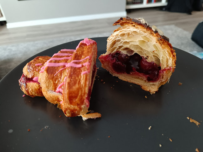 Comentarii opinii despre Hazai Pékség Kft