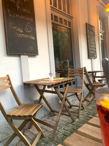 Pizza Balatonfüred Kredenc - Vendéglátás