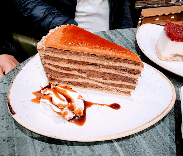 Comentarii opinii despre Anna Café