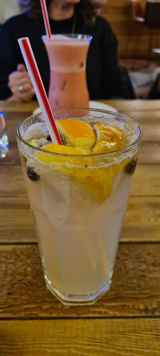 Comentarii opinii despre Fat Mama