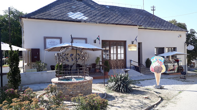 Balázs Kávézó Cukrászda,Kisvendéglő - Nagyvázsony