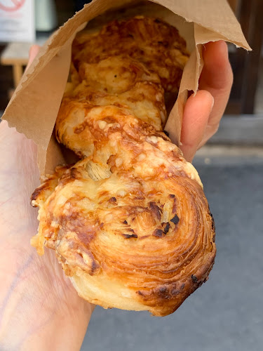 Comentarii opinii despre Pékműhely