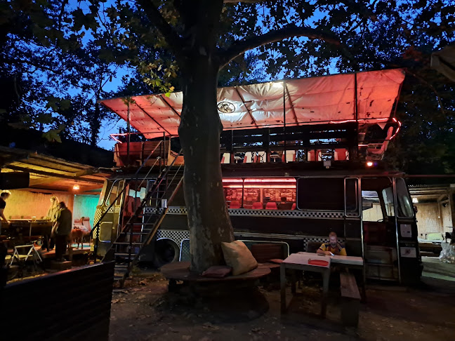 Két Rombusz - Vendéglátás