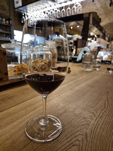 Opinii despre Trattoria Pomo D'Oro în Budapest - Vendéglátás