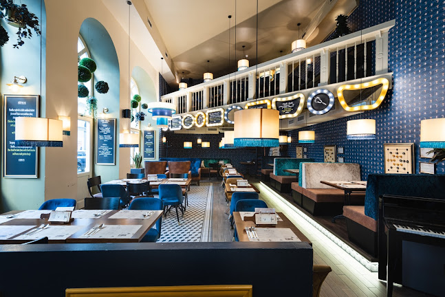 VakVarjú Étterem Pest - Budapest