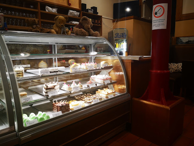 Opinii despre Boldizsár Cukrászda în Eger - Vendéglátás