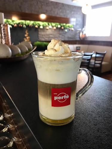 Jet Bar - Vendéglátás