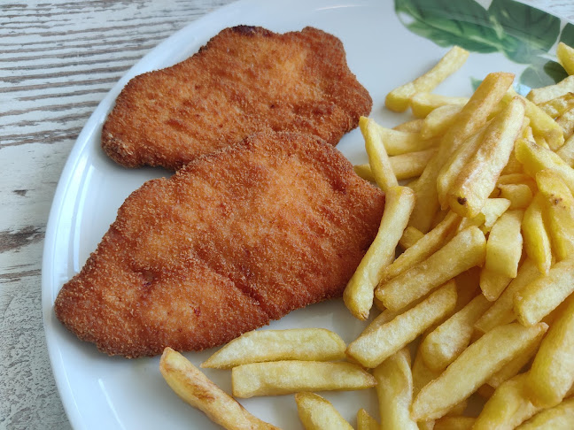 Várpalota, Táncsics Mihály u. 15, 8100