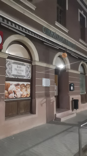 Kossuth cukrászda - Vendéglátás