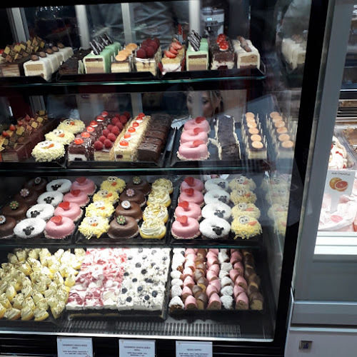 Gyöngy cukrászda - Vendéglátás