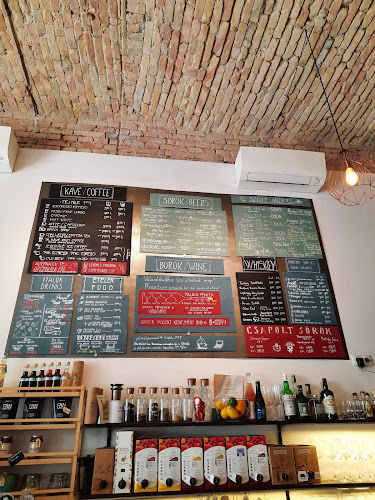 Opinii despre Vinikli - local drinks & stuff în Budapest - Vendéglátás