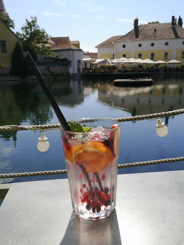 Tópart Bisztró - Vendéglátás