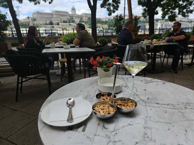 Corso Bar&Restaurant - Vendéglátás