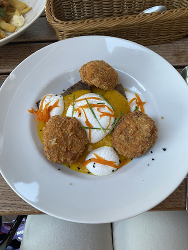 Bagolyvár - Vendéglátás