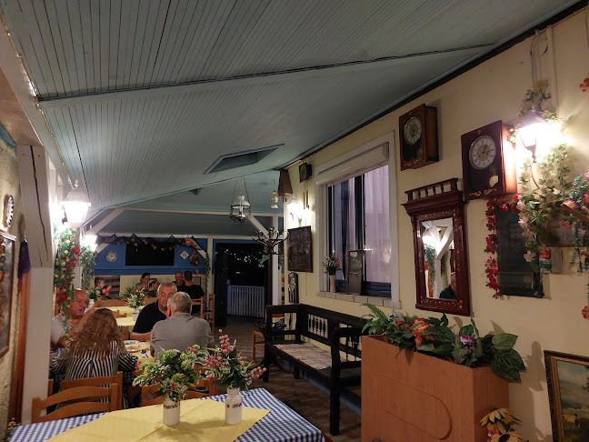 Kék Coral Kisvendéglő - Vendéglátás