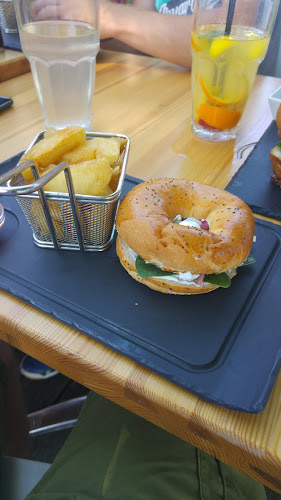 Comentarii opinii despre Paletta Bistrobar és Vinoteca