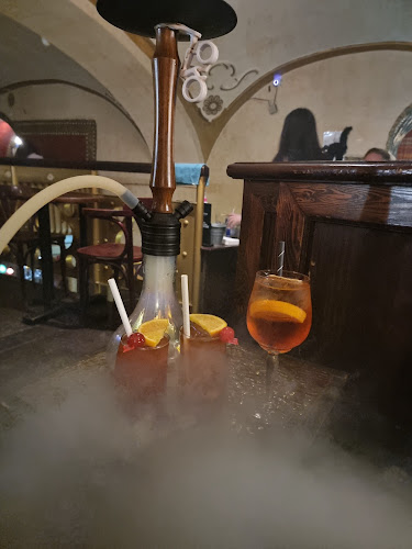 Habibi Shisha Bár | Hastánc - Budapest