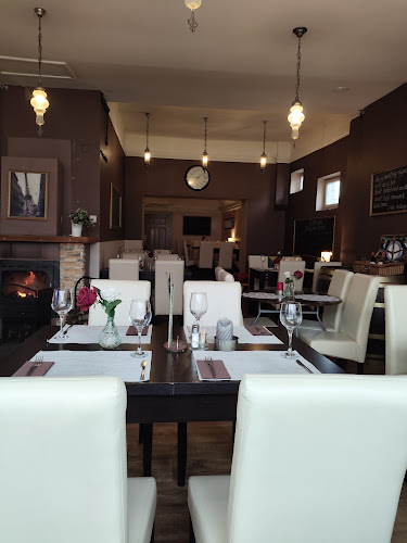 Opinii despre Bor & Bazsalikom Pizzéria, Étterem în Sárospatak - Vendéglátás