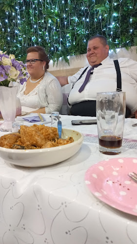 Opinii despre Döner Ételbár és Pizzéria în Kisvárda - Vendéglátás