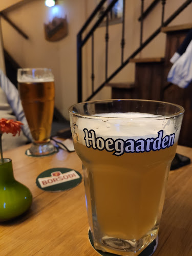 Café Mézes söröző