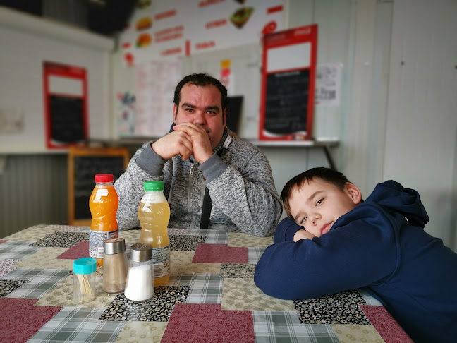 Comentarii opinii despre Hangulat Csülök Büfé