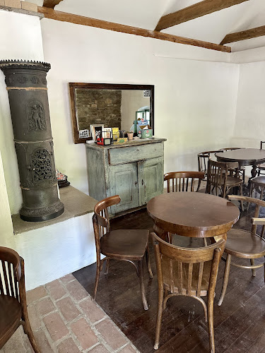 Comentarii opinii despre Kőfagyi?