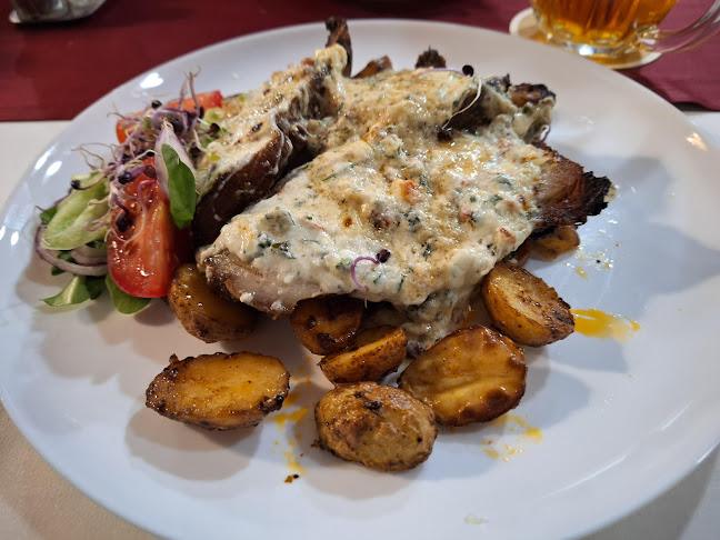 Comentarii opinii despre HBH Bajor Étterem