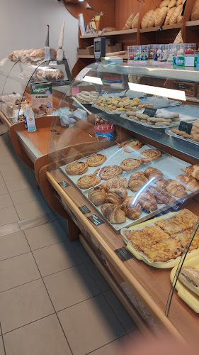 Dodi Cukrászda - Vendéglátás