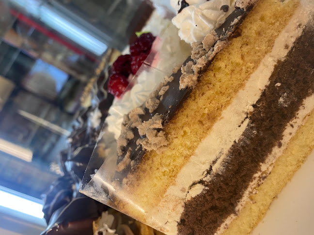 Europa ONI Pékség - Vendéglátás